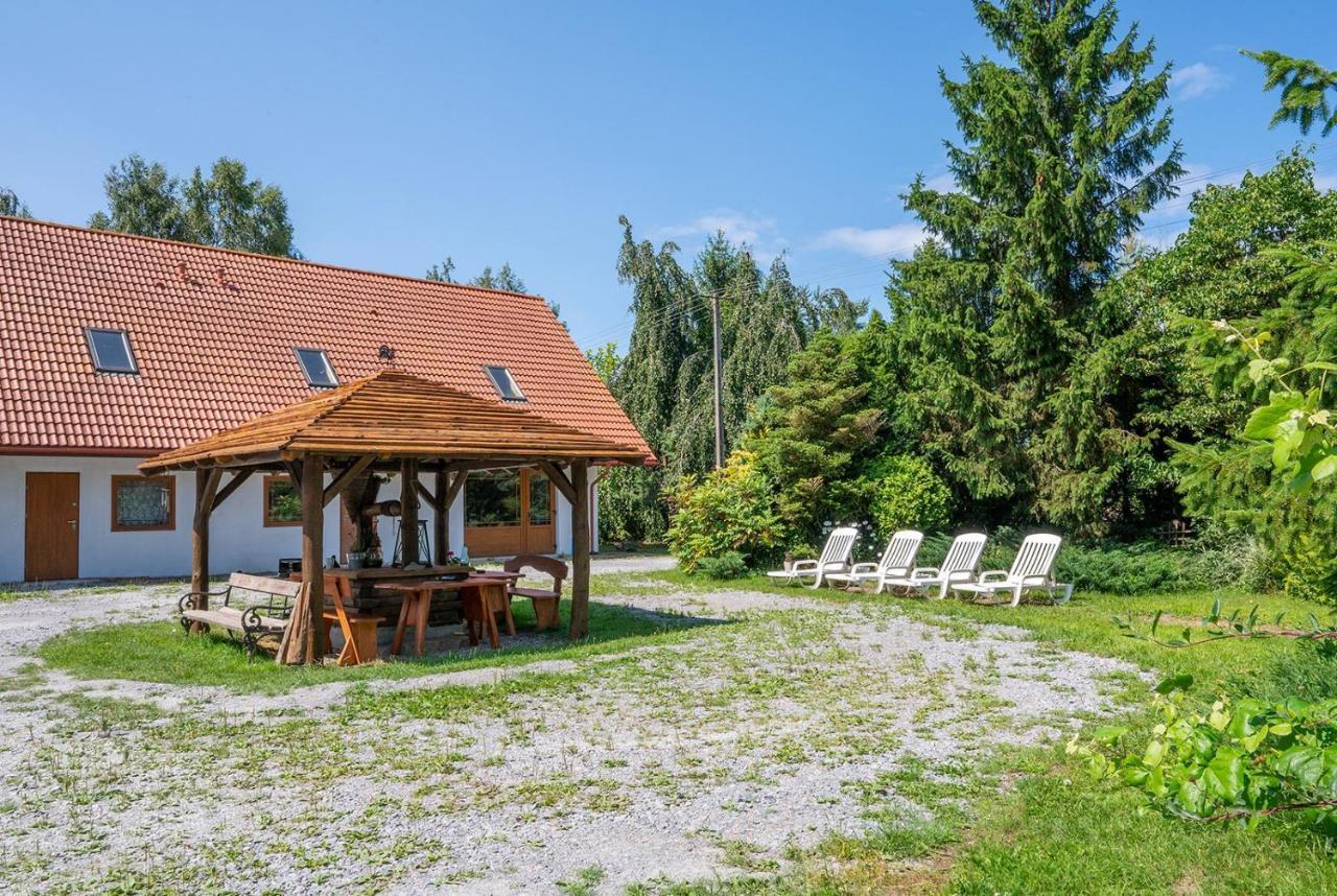 Apartamenty Stodola Jezierzany Exterior photo